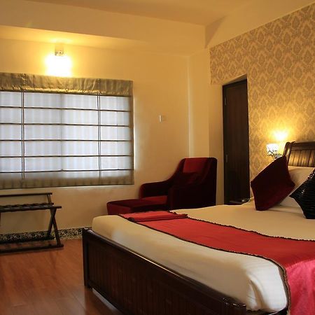 Orchid Suites - A Boutique Hotel Bangalore Off Residency Road Exterior photo
