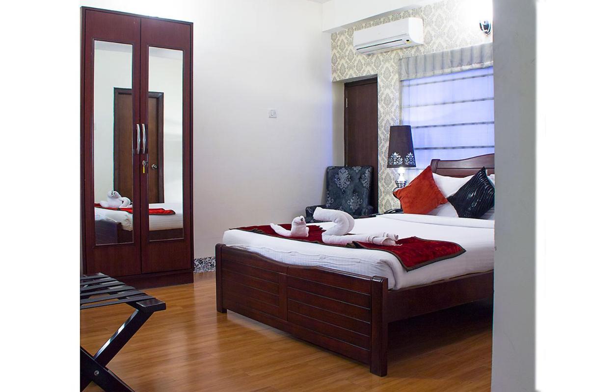 Orchid Suites - A Boutique Hotel Bangalore Off Residency Road Exterior photo