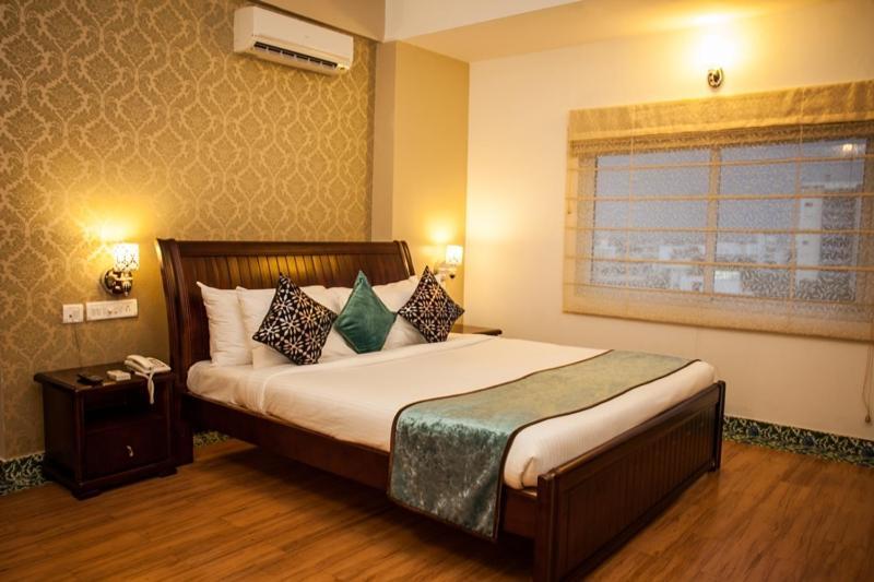 Orchid Suites - A Boutique Hotel Bangalore Off Residency Road Exterior photo