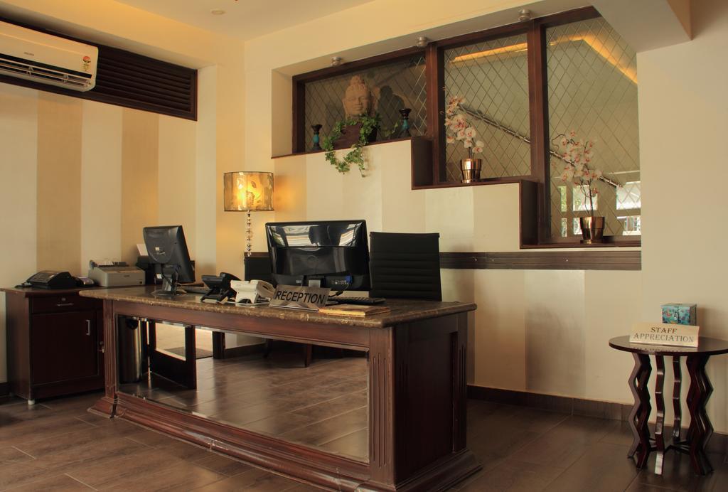 Orchid Suites - A Boutique Hotel Bangalore Off Residency Road Exterior photo