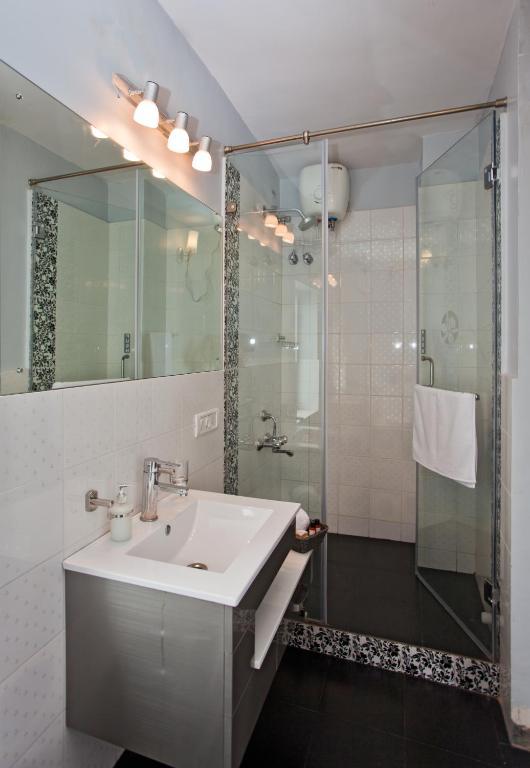 Orchid Suites - A Boutique Hotel Bangalore Off Residency Road Room photo