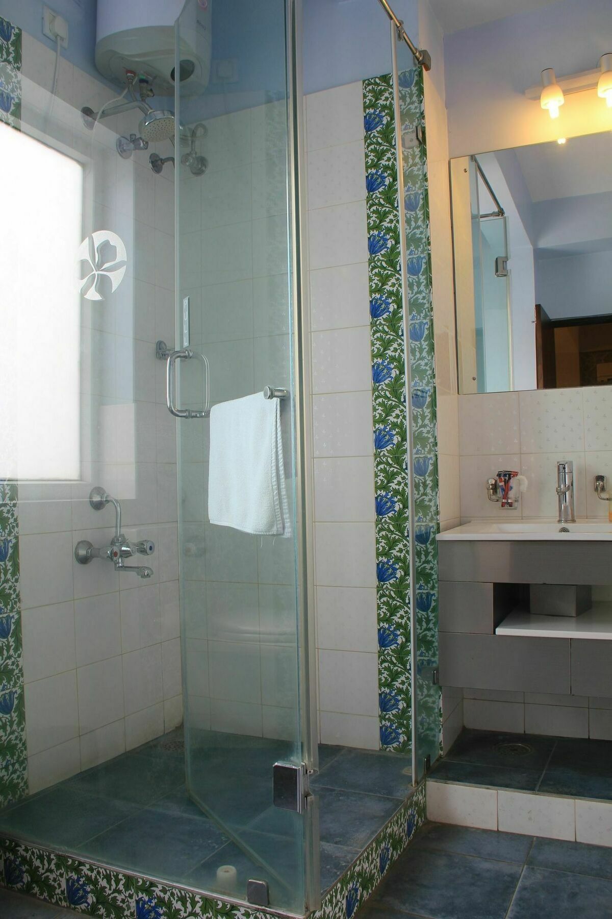 Orchid Suites - A Boutique Hotel Bangalore Off Residency Road Exterior photo
